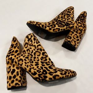 Steve Madden Leopard Heeled Booties New 8